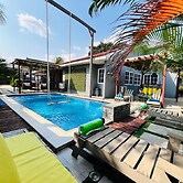 Luxurious Villa With Private Pool, Hot Tub and Bar