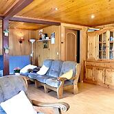 The Holiday Chalet Getaway in a Private Estate, Pets Allowed