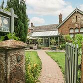 Millwood Lodge