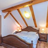 Chalet With Private Whirlpool And Sauna