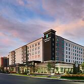 Embassy Suites by Hilton Atlanta Airport North