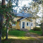 Beautiful 4 Bed Cottage in Elimaki With Wood Sauna