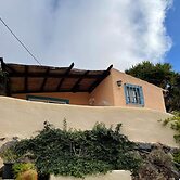 Cottage With 1 Bedroom, 2 Bathroom Heated Solar Pool, Sauna, Jacuzzi G