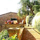 La Terrazza, Historic Tuscan Stone Residence With Garden and Terrace i