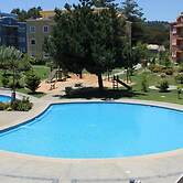 Espacioso departamento con piscina