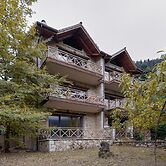 Parnassus Dreamwood Chalet