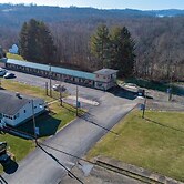 Cadiz Motel by OYO on route 250