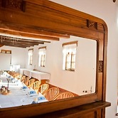 Gastland M1 Hotel & Conference Center