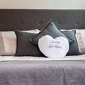 1-bed Apartment With Private hot Tub, Sauna & gym