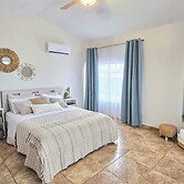 Rooi Santo Residence