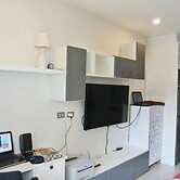 Ad Condominium Bang Saray F2 R205