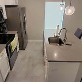 New Waterfront Bungalow Fishermans Paradise 2 Bedroom Home by RedAwnin