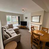 Lovely 2-bed Apartment in Solihull