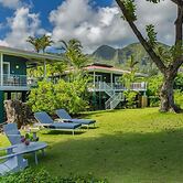 Camp Alealea 6 Bedroom Home by RedAwning