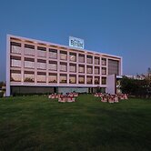 Pride Biznotel Manjusar