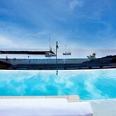 Royal Marina Suites Boutique Hotel