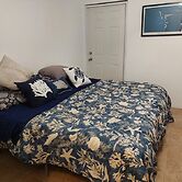 Beautiful 1-bed House in Somerset Village