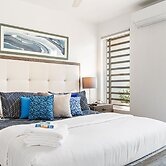 Abby's Retreat 4 Bedroom Townhouse by RedAwning