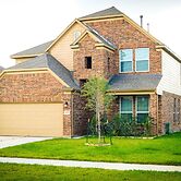 6Bdrm 2.5Bath 10Beds - Rosenberg