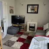 1st Floor Hillview 2 Bedroomed Central Location