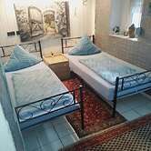 Ferienwohnung Sleeps 6 With Whirlpool