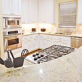 3Bdrm 3.5Bath 9Beds - Museum Parks Zoo