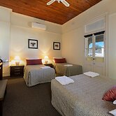 Commercial Travellers House