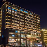 YUN-RAY PHOENIX HOTEL