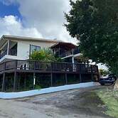 Mountain and Ocean View Lodge