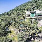 P V South Shore Luxury Accommodations