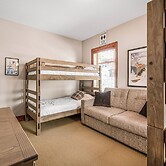 Mountain Time-spacious, Private Hot Tub,great View