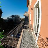 Luxury Apartment Eqanimity