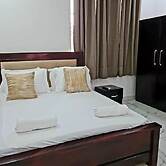 Gorgeous, Quiet & Comfy-close to Highway-parking