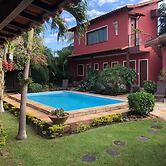 Pousada Casa da Aroeira