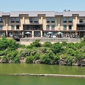 Hidden Falls Inn