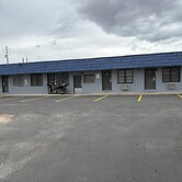 Sage & Sand Motel