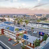 Studio 6 Suites – Stockton, CA – Waterfront
