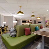 Home2 Suites By Hilton Redding