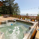 Byrdies Beach House at Crook Point