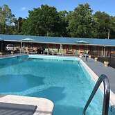 Merrimac Inn & Suites