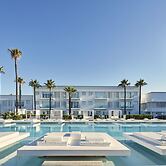 So White Club Resort