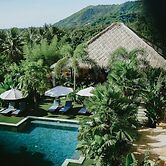 PORTER HOTEL - Surf & Yoga Retreat