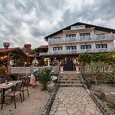 Meliores Rooms & Restaurant