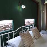 Casa Magnolia Boutique Rooms