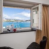 Top Rooms
