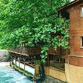 Kapuzbasi Selalesi Sahin Motel