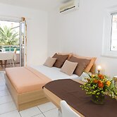 Room in Apartment - Cozy Studio Apartment for 2