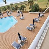 Beachfront Hideaway by Ryson Vacation Rentals