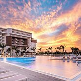 Embassy Suites By Hilton Aruba Beach Resort