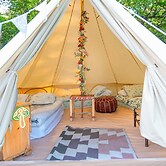 Wood Cabin & 4 Large Bell Tents - Hapus Hideaway